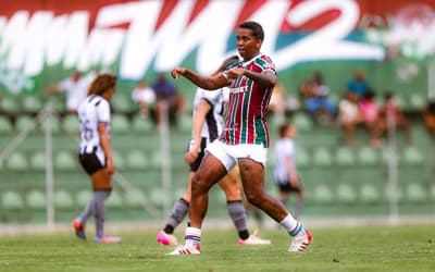 Atacante do Fluminense projeta final contra o Flamengo no Carioca Feminino