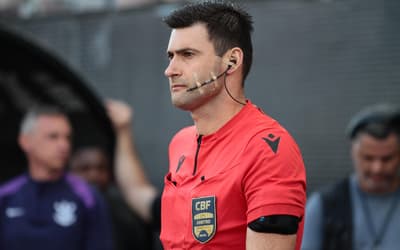 Decisão da arbitragem em Corinthians x Botafogo revolta torcedores: 'Acabou'