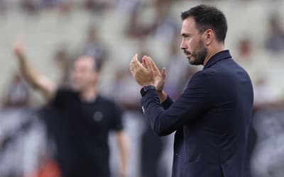 Botafogo repete sequência invicta de quatro meses atrás