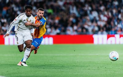 Camisa 9 do Real Madrid, Endrick se manifesta após estreia na temporada: 'Muito feliz'