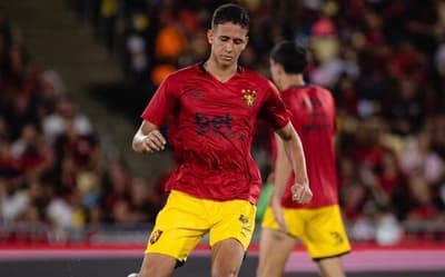 Conheça Riquelme Felipe, zagueiro a caminho do Botafogo para 2026