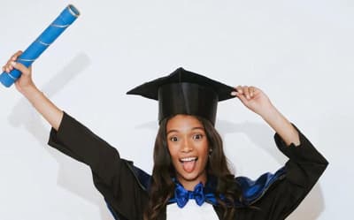 Entre o skate e a escola, Rayssa Leal conclui o ensino médio: 'Sonho'