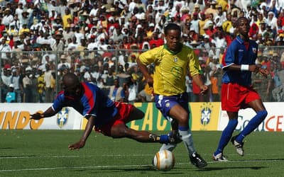 Brasil x Haiti na Copa do Mundo: relembre o confronto que parou guerra
