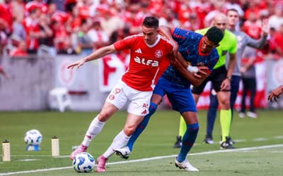 Gol perdido em Internacional x Bragantino chama atenção: 'Difícil'