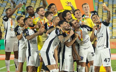 Enquete Lance!: torcedores do Corinthians escolhem o jogador mais decisivo em 2025