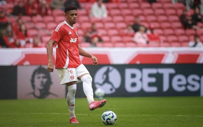 Internacional oficializa contratação de zagueiro revelado pelo Sport; veja detalhes