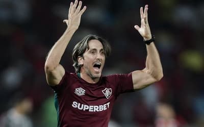 Torcedores reagem a provável contratação do Fluminense: 'Está com grana'