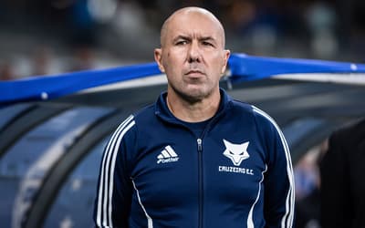 Leonardo Jardim vê 'relaxada geral' do Cruzeiro em empate com o Botafogo