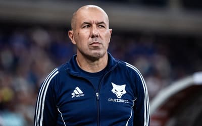 Leonardo Jardim analisa falhas do Cruzeiro, mas vê superioridade no segundo tempo contra o Corinthians