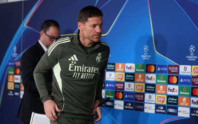 Pressionado no Real, Xabi Alonso se declara: 'É aqui que quero estar'