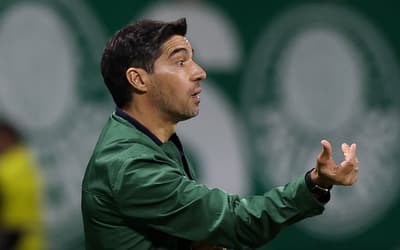 Abel Ferreira, do Palmeiras, se compara a Verstappen e Ayrton Senna: 'Ídolo'
