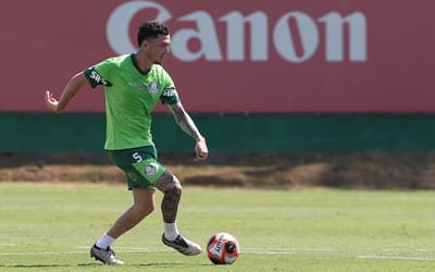 Palmeiras recebe proposta por Aníbal Moreno e avalia venda de volante ao River Plate