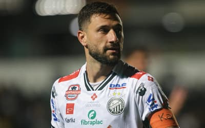 Operário-PR renova com camisa 10 após assédio de outros clubes