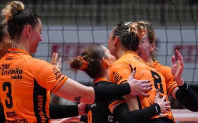 Osasco encerra jejum e atropela o Sesi Bauru fora de casa pela Superliga