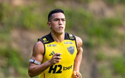 Cuello retorna de lesão em tempo recorde e impressiona no Atlético-MG