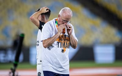 Dorival relembra críticas na Seleção e valoriza título no Corinthians: 'Devia uma resposta'