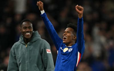 Jogos de hoje: quem joga no futebol e onde assistir ao vivo – terça (30/12/2025)