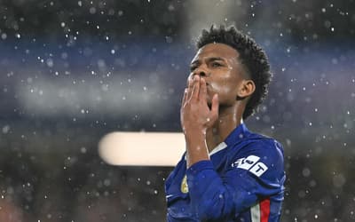 Brasileiros se revoltam com atitude de jogador do Chelsea com Estêvão: 'Não entendo'