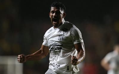 Coritiba acerta empréstimo de volante do Cuiabá