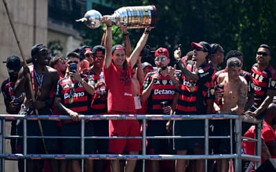 Flamengo é o maior clube do Brasil? Colunistas do Lance! debatem