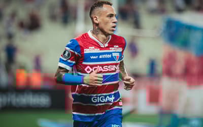 Coritiba acerta a compra de atacante do Fortaleza; veja