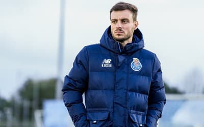 Botafogo encaminha contratação do técnico Martín Anselmi; veja detalhes