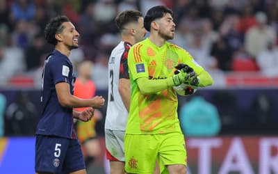 Rossi lamenta derrota, cita 'perna cansada' nos pênaltis e diz: 'Deixamos a vida pelo Flamengo'