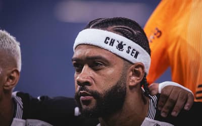 Gol de Memphis em Cruzeiro x Corinthians enlouquece web: 'Estrela'