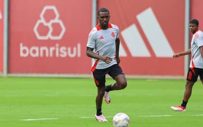 Lateral-esquerdo não deve ser aproveitado no Internacional