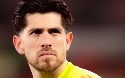 Rossi vira alvo após falhas em PSG x Flamengo: 'Tentou uma vez'