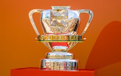 Troféu da Copa do Brasil (Foto: Daniel Ramalho/Betano)