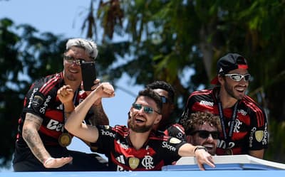 Torcedores do Flamengo lamentam possível saída de jogador: 'Grande erro'