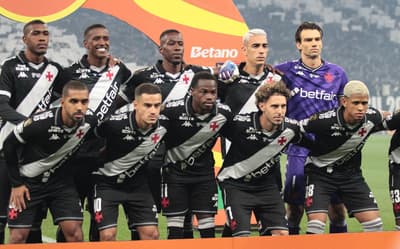 Atitude de jogador do Vasco antes de enfrentar o Corinthians repercute