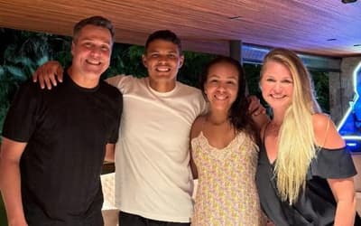 Ex-companheiros de Seleção Brasileira, Thiago Silva e Júlio César se reencontram