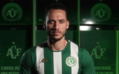 'Para siempre hermanos': Chapecoense lança uniforme em homenagem ao Atlético Nacional