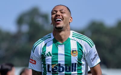 Ex-Vasco, Clayton Silva é destaque na artilharia da Liga Portuguesa