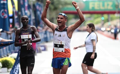 No pódio da São Silvestre, Fabio Jesus cobra investimento: 'o atletismo tá acabando'