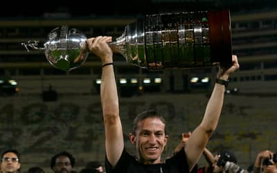 Jornalista dispara e crava futuro de Filipe Luís contra o Cruz Azul: 'Baile'