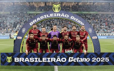 Vitória fora de casa reforça boa fase do Fluminense em reta final decisiva