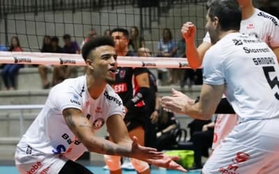 Atleta do Guarulhos denuncia injúria racial de torcedor em jogo da Superliga