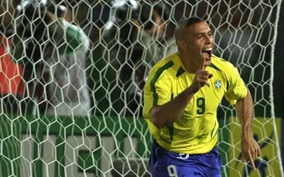 Faltam 179 dias para a Copa: Mundial em mais de um país dá sorte ao Brasil
