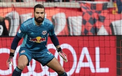 Entenda o que falta para o São Paulo anunciar Carlos Coronel, goleiro da MLS