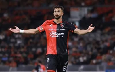 Alvo do Internacional, Matheus Dória explica possível saída do Atlas: 'Resolvido'