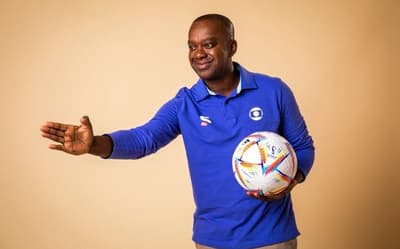 PC Oliveira bate martelo em polêmica de arbitragem de Cruzeiro x Corinthians