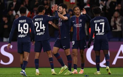 PSG embarca rumo ao Catar para a disputa do Mundial contra o Flamengo; veja relacionados