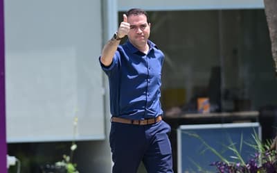 Marcelo Paz confirma acordo com Gabriel Paulista e define prazo para chegada ao Timão