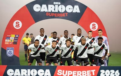 Atuação de jogador do Vasco revolta torcedores do Flamengo: 'Alguém tira'