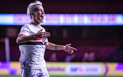 Jogador do São Paulo anota golaço de falta na Copinha e web cita Rogério Ceni: 'Poético'