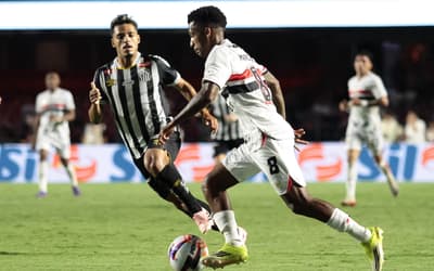 Marcos Antônio celebra vitória do São Paulo, diz que time 'estava devendo' e agradece a Rafinha