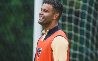 Alisson entra no radar do Corinthians, e São Paulo sugere troca envolvendo Raniele